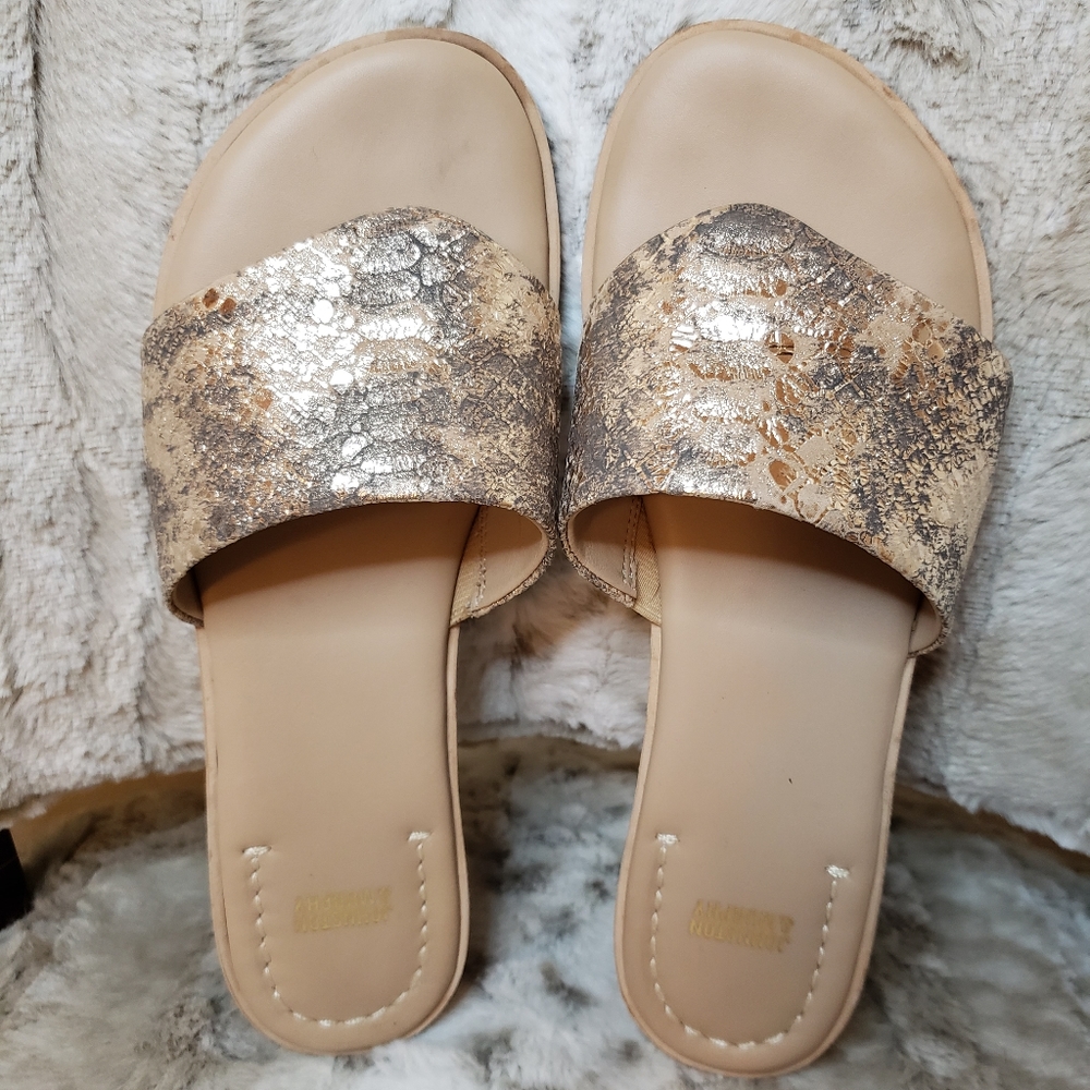 Johnston & Murphy Raney Flip Flop